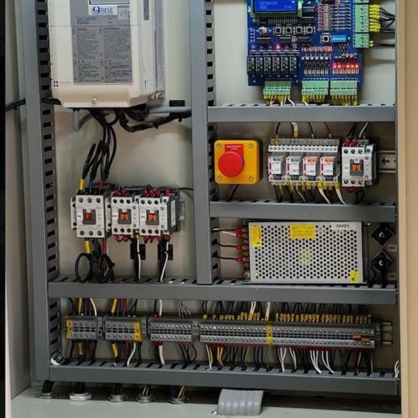 Tablero eléctrico de control y maniobra